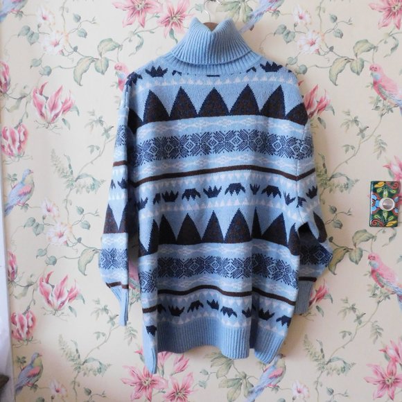 🌲🦌 Oversized Cozy Mountain Turtleneck Blue Sweater - Picture 1 of 7
